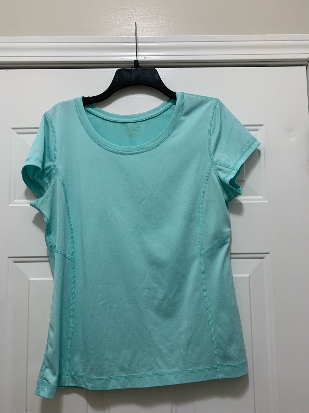 4/$10 Tek Gear Womenโs Short Sleeve Active Tee in Aqua or Robins Egg Blue Large